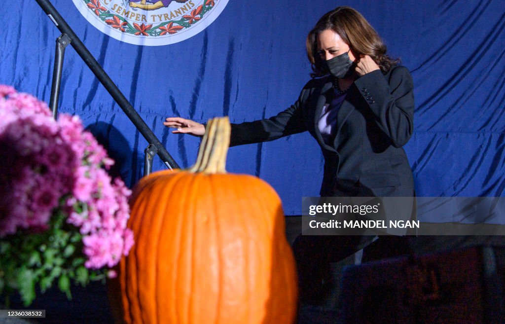 US-POLITICS-VOTE-MCAULIFFE