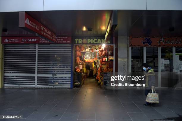 Longest Bar In Australia Stock Fotos Und Bilder Getty Images longest-bar-in-australia-stock-fotos-und-bilder-getty-images