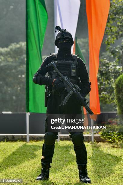 Indian Commandos Photos and Premium High Res Pictures - Getty Images