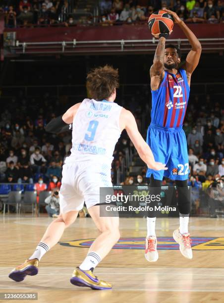 Cory Higgins, #22 of FC Barcelona in action during the Turkish Airlines EuroLeague Regular Season Round 5 match between FC Barcelona and Zenit St...