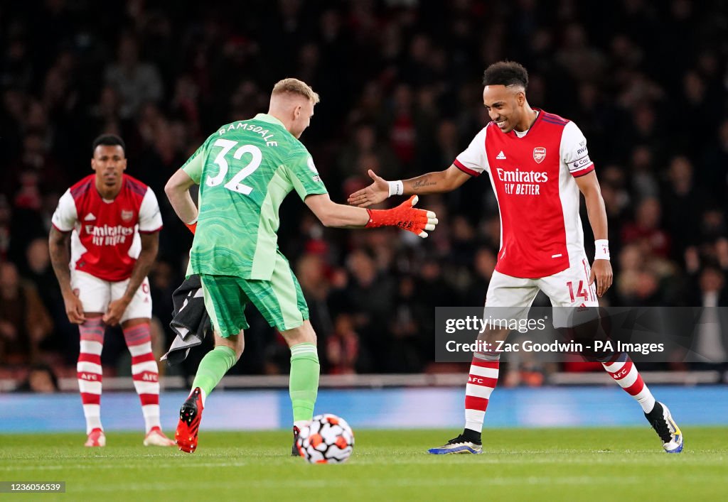 Arsenal v Aston Villa - Premier League - Emirates Stadium