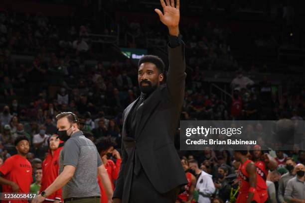 Legend Leon Powe is acknowledged by the fans on making the NBA 75 list prior to a game against the Toronto Raptors on October 22, 2021 at the TD...