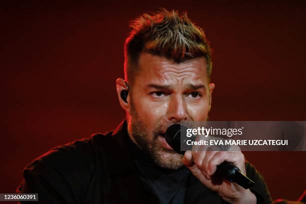 Puerto Rican Singer Ricky Ricky Martin Live Photos and Premium High Res Pictures - Getty Images