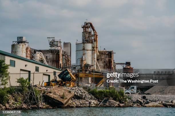 View of factories, sorting facilities and recycling plants along the Calumet River. The Southeast Side of Chicago is home to the citys largest...