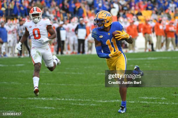 Taysir Mack of the Pittsburgh Panthers runs into the end zone for a 39 yard touchdown reception in the second quarter during the game against the...