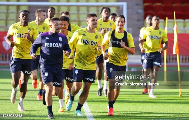 Monaco, Monte-Carlo AS Monaco - Montpellier HSC Training Session with german Kevin Volland. Fussball, Soccer, Trainer, Training. Mandoga Media Germany