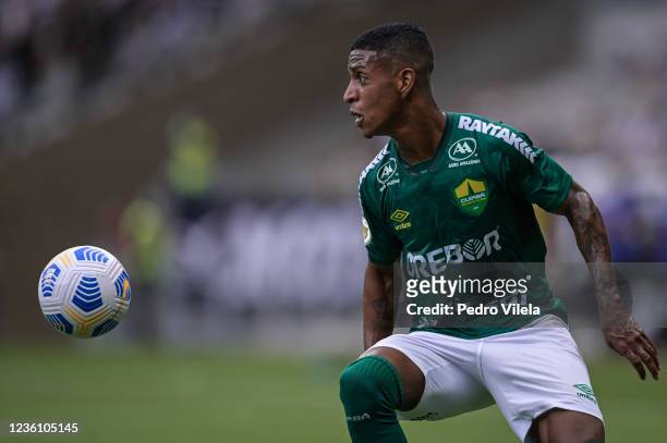Max of Cuiaba controls the ball during a match between Atletico MG and Cuiaba as part of Brasileirao 2021 at Mineirao Stadium on October 24, 2021 in...