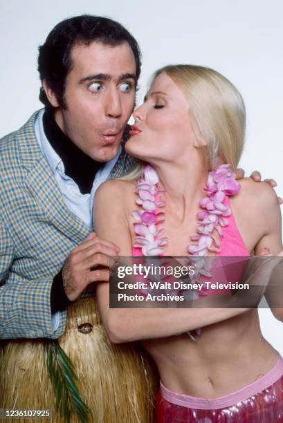 Andy Kaufman, Debra Jo Fondren promotional photo for the ABC tv special 'Buckshot'.