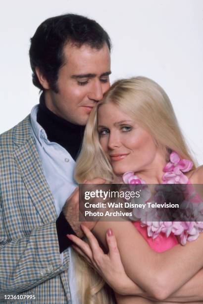 Andy Kaufman, Debra Jo Fondren promotional photo for the ABC tv special 'Buckshot'.