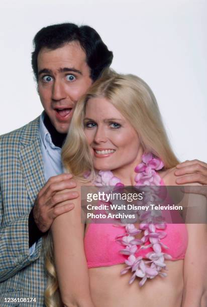 Andy Kaufman, Debra Jo Fondren promotional photo for the ABC tv special 'Buckshot'.