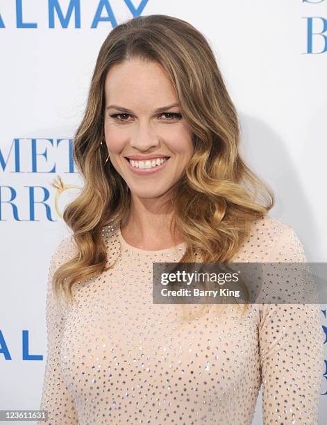 Actress/producer Hilary Swank arrives at the Los Angeles Premiere "Something Borrowed" at Grauman's Chinese Theatre on May 3, 2011 in Hollywood,...