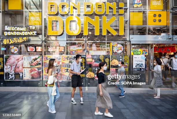 Don Quijote Store Photos And Premium High Res Pictures Getty Images don-quijote-store-photos-and-premium-high-res-pictures-getty-images