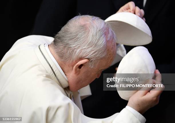 Pope Cap Making Pope Cap Photos and Premium High Res Pictures - Getty Images