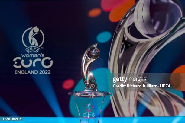 The UEFA Women's EURO trophy on the stage prior to the UEFA Women's EURO 2022 Final Draw at the Victoria Warehouse on October 28 in Manchester,...