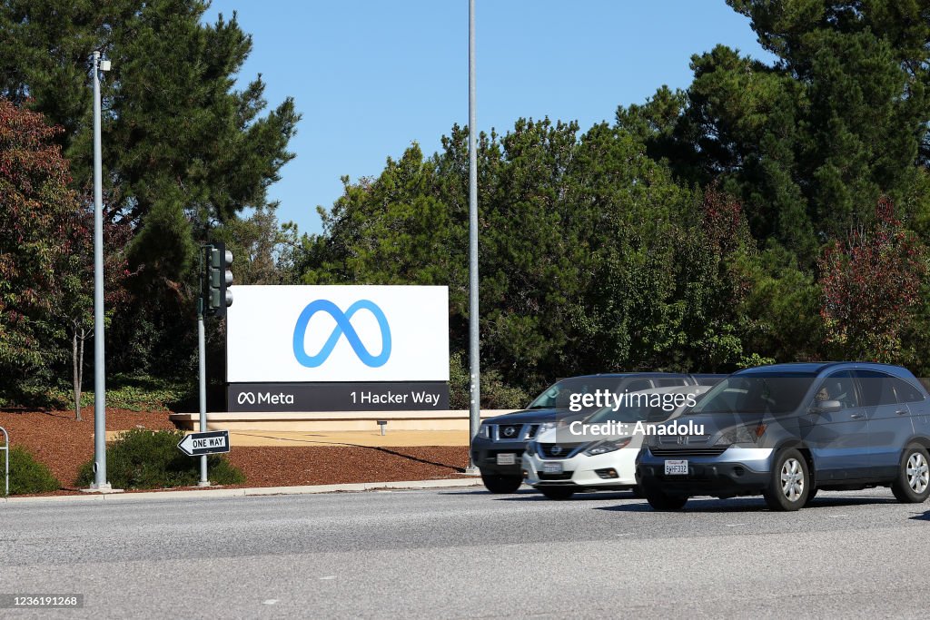 Facebook changes its company name to Meta