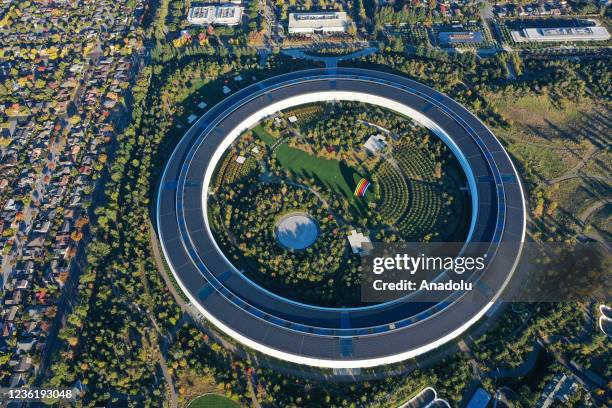 3,433 Apple Headquarters Cupertino Stock Photos, High-Res Pictures, and ...