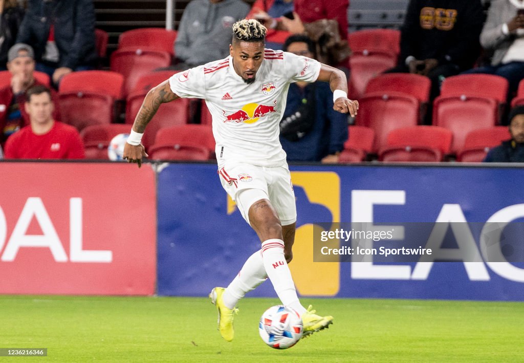 SOCCER: OCT 27 MLS - New York Red Bulls at DC United