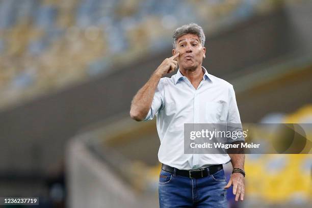 Renato Gaucho coach of Flamengo reacts during a match between Flamengo and Atletico Mineiro as part of Brasileira 2021 at Maracana Stadium on October...