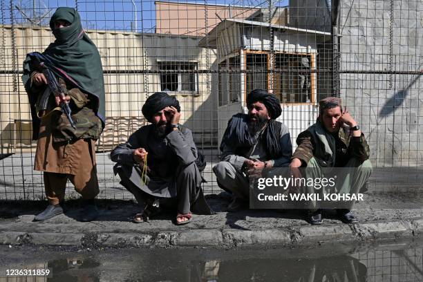Talib Guard 6,414 Death To The Taliban Stock Photos, High-Res Pictures, and Images ...