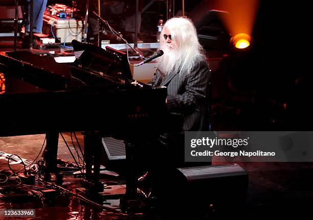 Leon Russell performs on ABC's "Good Morning America" at the Beacon Theatre on October 20, 2010 in New York City.