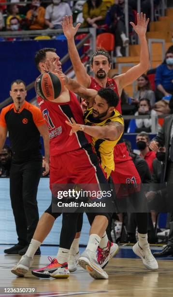 Pierria Henry of Fenerbahce in action during Turkish Airlines Euroleague match between CSKA Moscow and Fenerbahce Beko, at Megasport Arena in Moscow,...