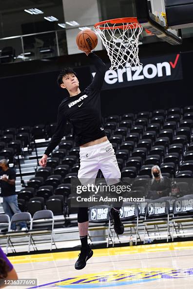 Fanbo Ignite Fanbo Zeng of the G League Ignite dunks the ball before the game ...