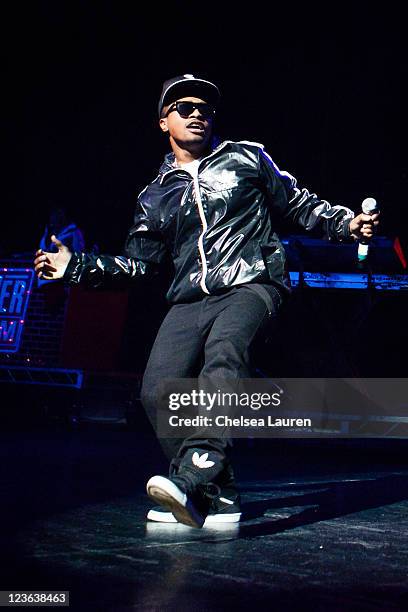 Dijon Rapper 15 Dijon Shariff Thames Stock Photos, High-Res Pictures, and Images ...