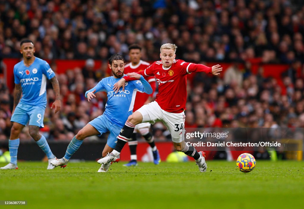 Manchester United v Manchester City - Premier League