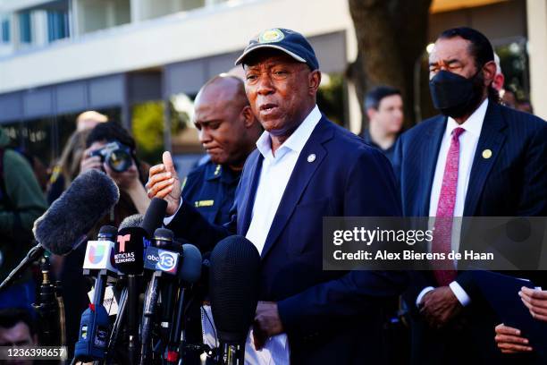 Mayor Sylvester Turner speaks at the press conference addressing the cancellation of the Astroworld festival at the Wyndham Hotel family...