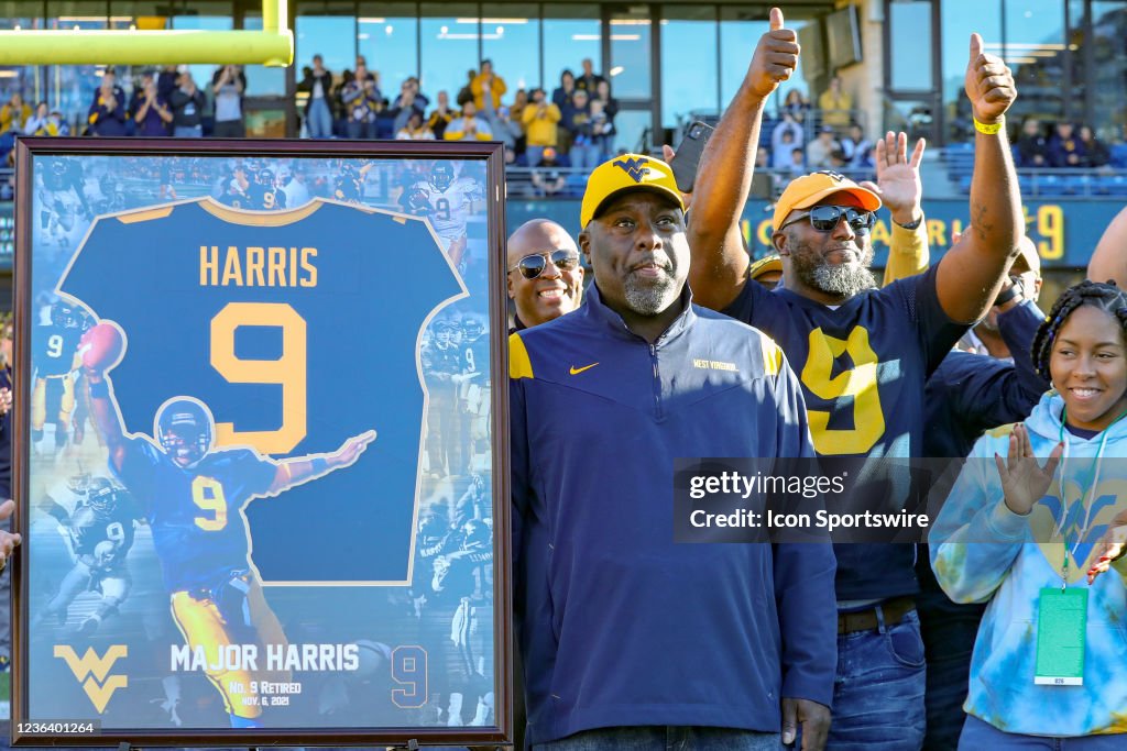 COLLEGE FOOTBALL: NOV 06 Oklahoma State at West Virginia