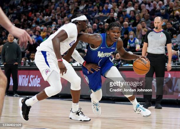 Anthony Edwards of the Minnesota Timberwolves drives to the basket against the LA Clippers on November 5, 2021 at Target Center in Minneapolis,...