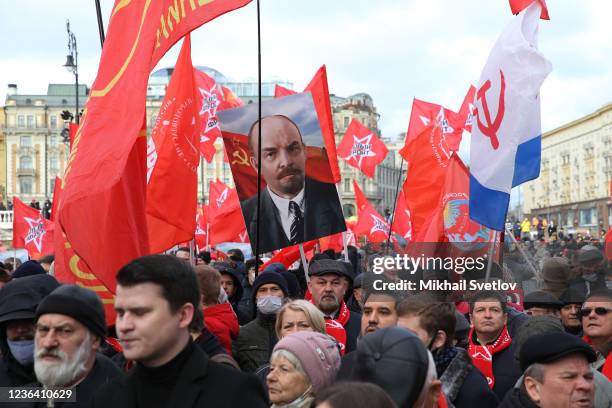 Communist Ration 247 Communist Party Supporters Hold Portraits Stock Photos, High-Res ...