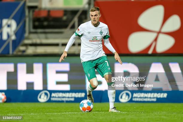 Marvin Ducksch of SV Werder Bremen controls the ball during the Second Bundesliga match between 1. FC Nürnberg and SV Werder Bremen at...