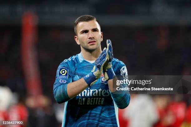 Anthony Lopes of Olympique Lyonnais salutes the fans after the Ligue 1 Uber Eats match between Rennes and Lyon at Roazhon Park on November 7, 2021 in...