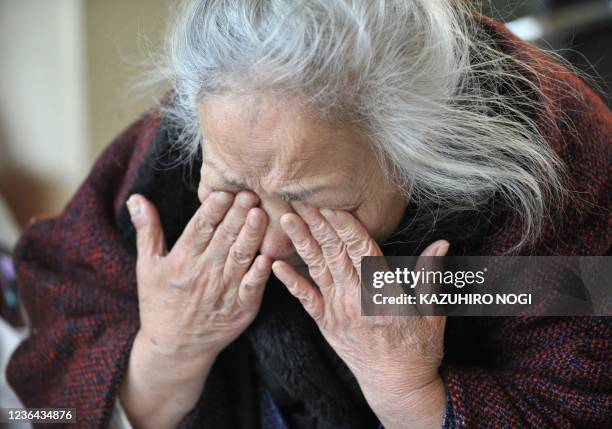 Geisha Crying Geisha Crying Photos and Premium High Res Pictures - Getty Images
