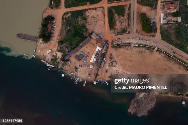 Aerial view showing the meeting point of the Fresco River and Xingu river at the city of Sao Felix do Xingu, Para state, Brazil, on September 23,...