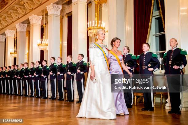 Crown Princess Mette-Marit of Norway and Princess Martha Louise of Norway host an official state banquet for King Willem-Alexander and Queen Maxima...