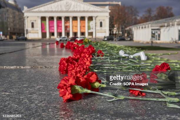 Fresh red carnations laid on Lenin Square during the 104th anniversary of the 1917 October Revolution. On the 104th anniversary of the Great October...