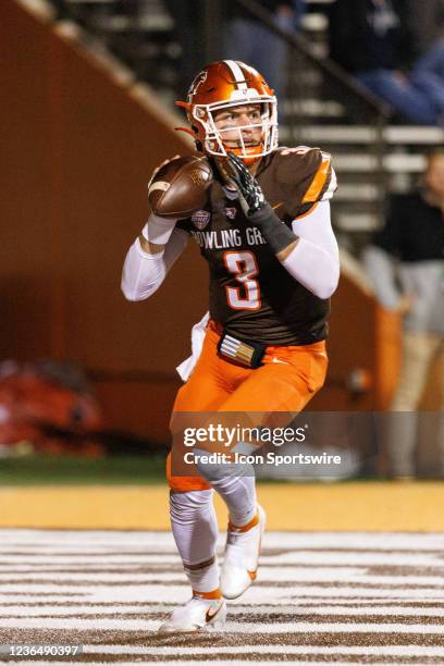 Bowling Green Falcons quarterback Matt McDonald with the ball during a Mid-American Conference game between the Toledo Rockets and the Bowling Green...