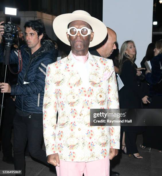 Dapper V Dapper Dan Designer Photos and Premium High Res Pictures - Getty Images