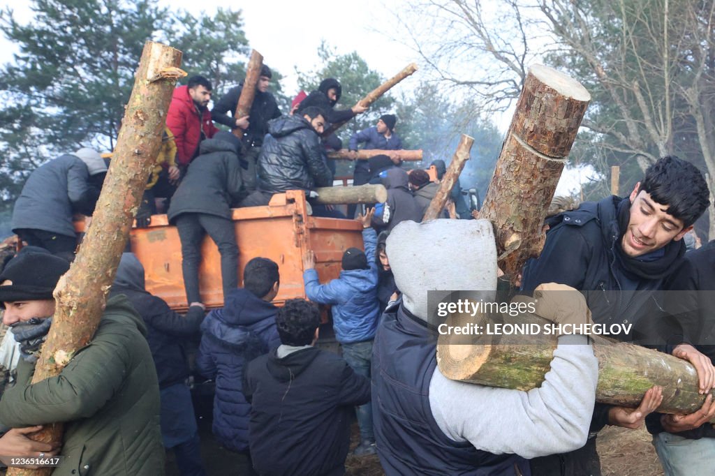 TOPSHOT-BELARUS-POLAND-MIGRANTS-EU