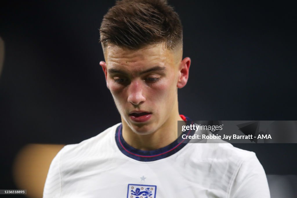 England U21 v Czech Republic U21 - UEFA European Under-21 Championship Qualifier