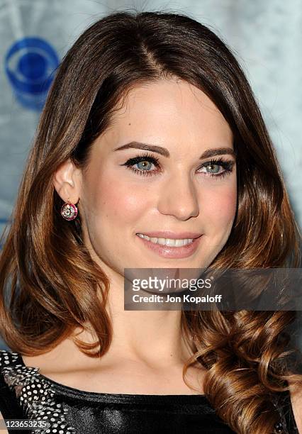 Actress Lyndsy Fonseca arrives at the 2011 People's Choice Awards at Nokia Theatre L.A. Live on January 5, 2011 in Los Angeles, California.