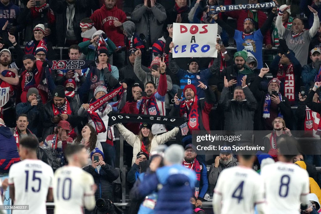 SOCCER: NOV 12 World Cup Qualifying - USA v Mexico