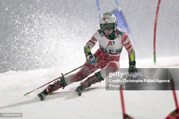 Maryna Gasienica-daniel of Poland in action during the Audi FIS Alpine Ski World Cup Women's Parallel Giant Slalom on November 13, 2021 in Lech...