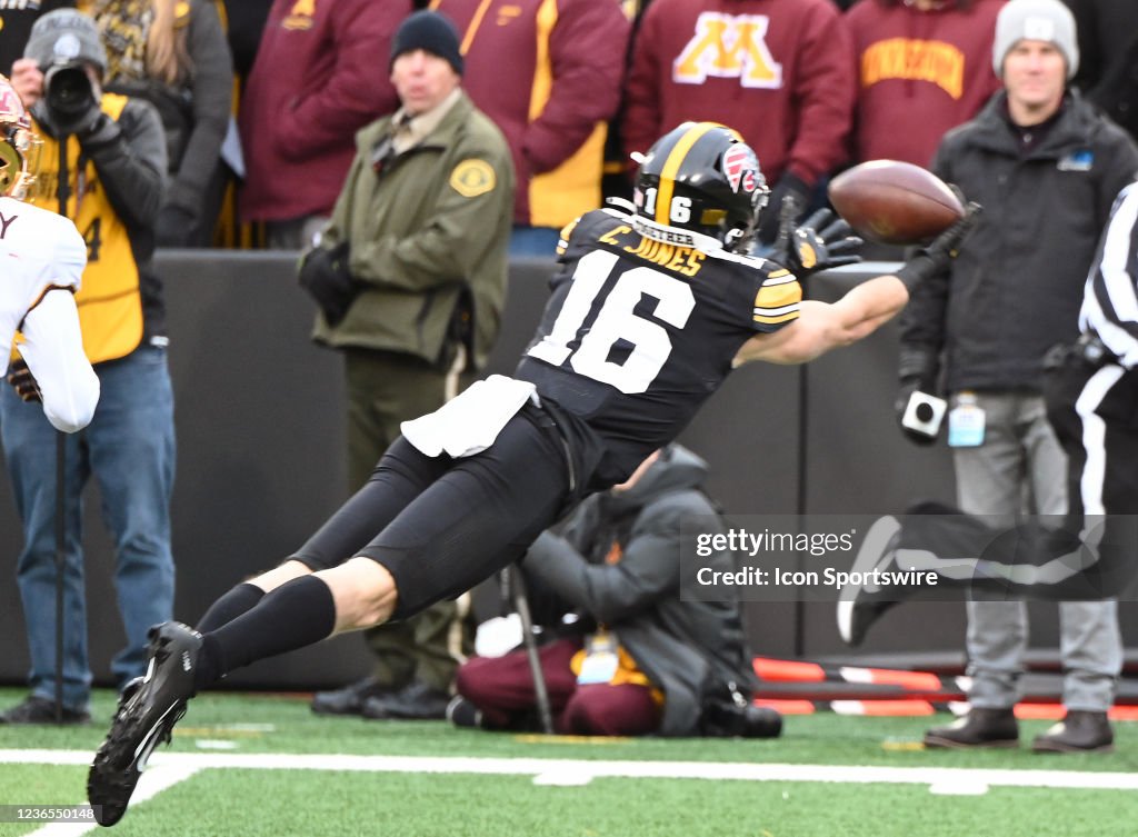COLLEGE FOOTBALL: NOV 13 Minnesota at Iowa