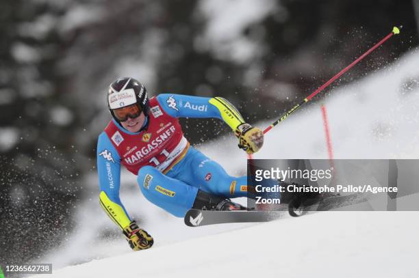 Alex Vinatzer of Italy in action during the Audi FIS Alpine Ski World Cup Men's Parallel Giant Slalom on November 14, 2021 in Lech Austria.
