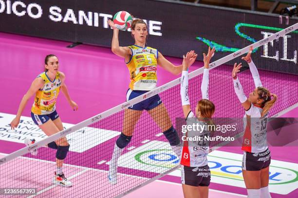 Stufi Federica &amp;#xA;, Robin De Kruijf &amp;#xA;, Signorile Noemi during the Volleyball Italian Serie A1 Women match Bosca S.Bernardo Cuneo vs...