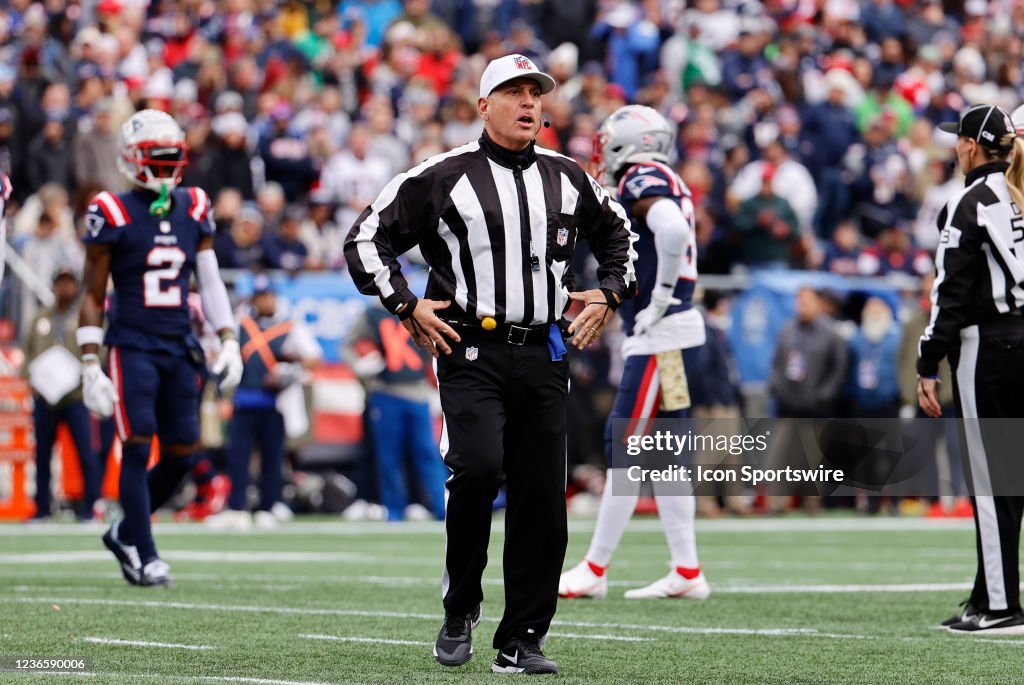 NFL: NOV 14 Browns at Patriots
