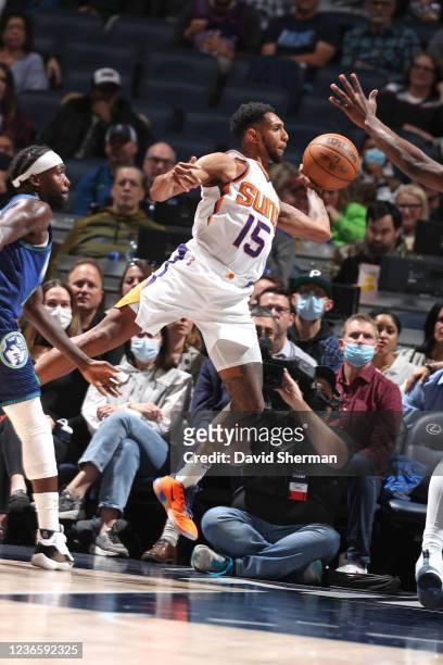Cameron Payne of the Phoenix Suns passes the ball against the Minnesota Timberwolves on November 15, 2021 at Target Center in Minneapolis, Minnesota....